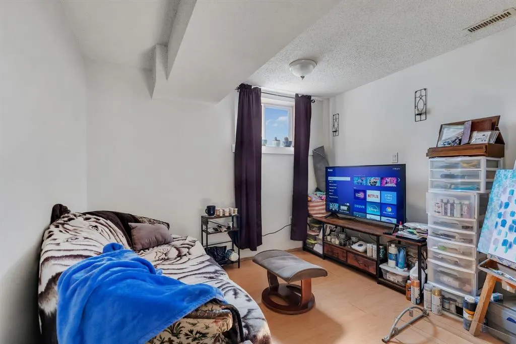 5190 Whitestone Road NE