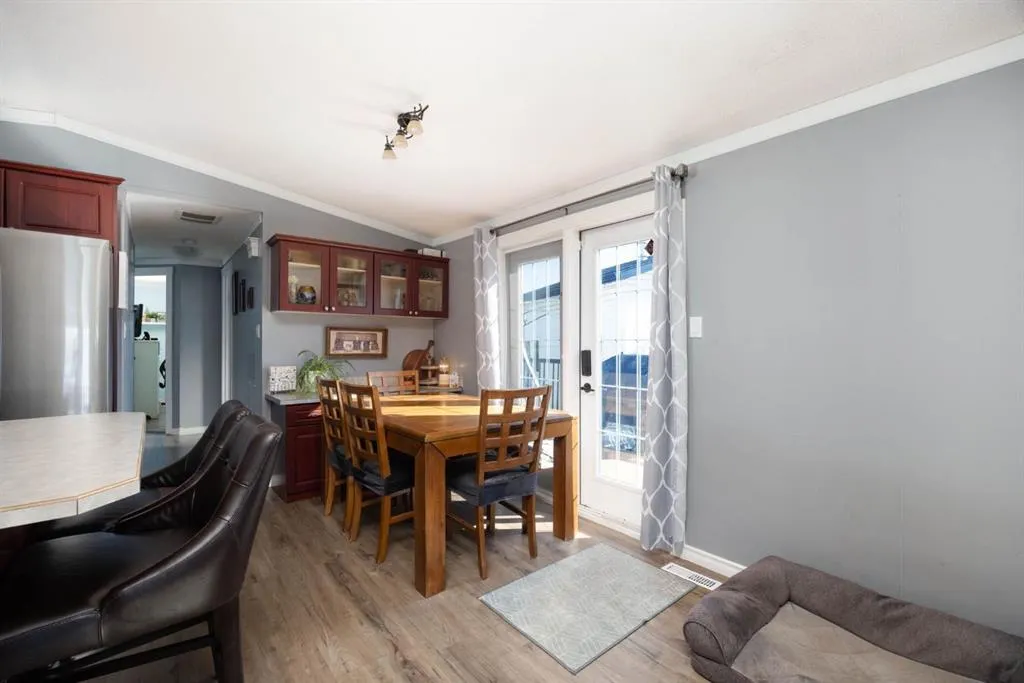 136 Sumac Crescent
