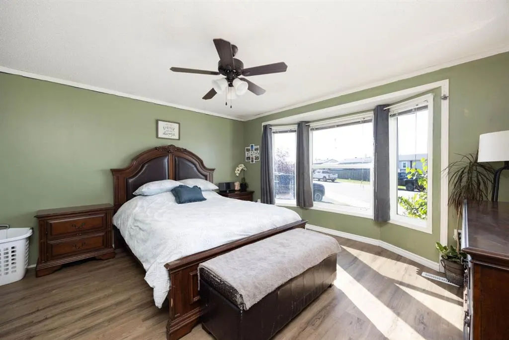 136 Sumac Crescent