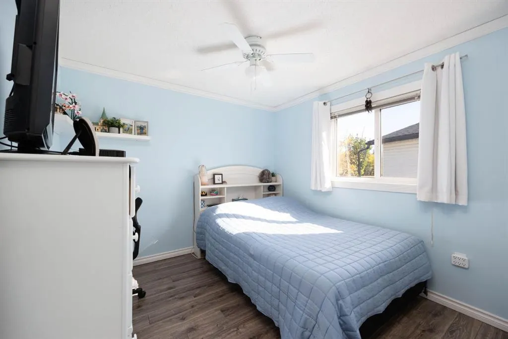 136 Sumac Crescent