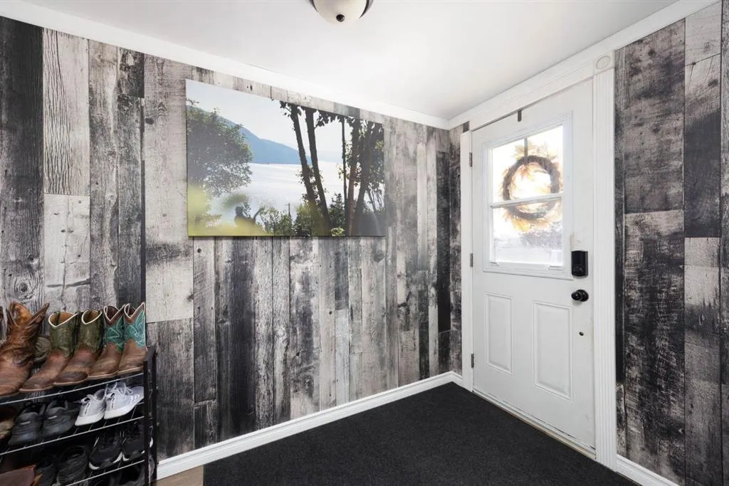 136 Sumac Crescent
