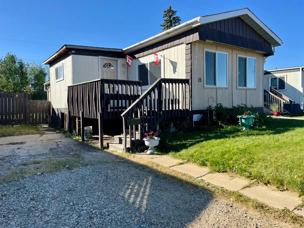 4802 54 Avenue, #15