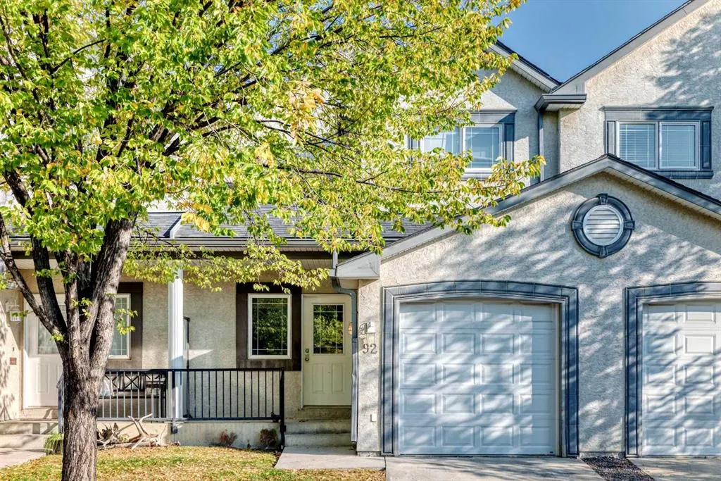 92 simcoe Place SW