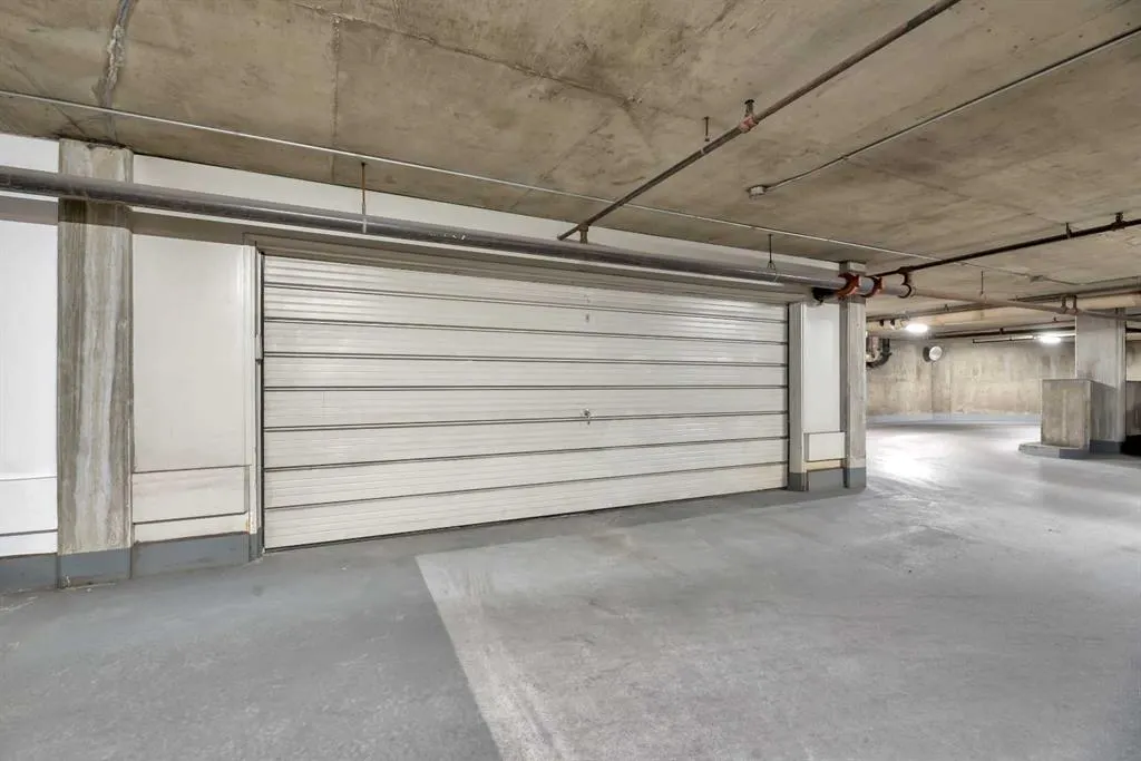 300 Meredith Road NE, #610