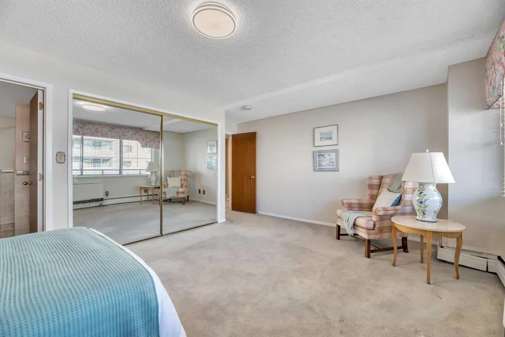 300 Meredith Road NE, #610