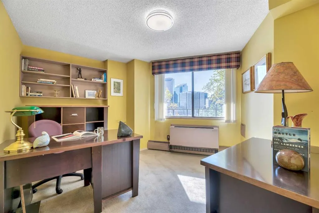 300 Meredith Road NE, #610