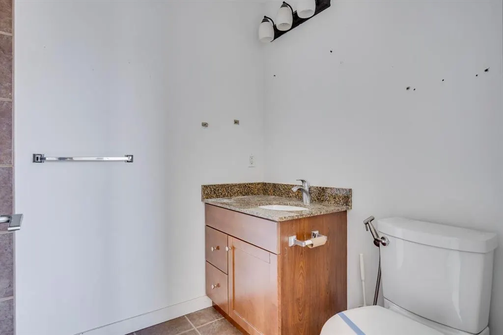 8535 Clearwater Court, #206