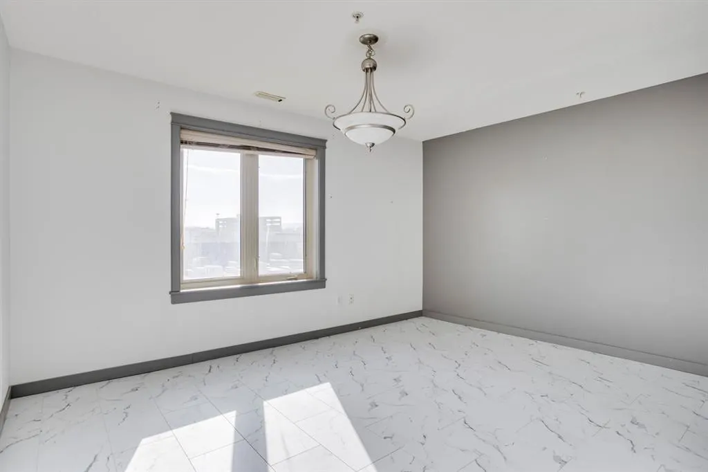 8535 Clearwater Court, #206