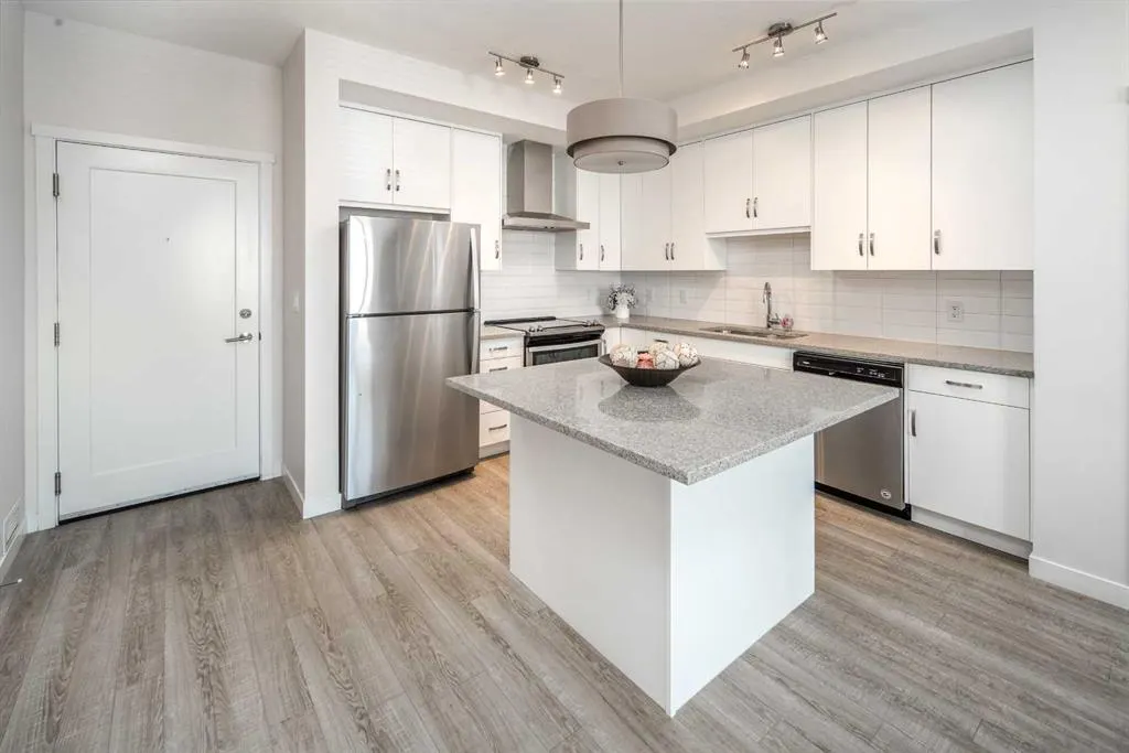 30 Shawnee Common SW, #408