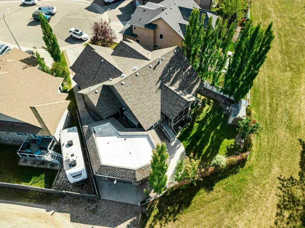 34 Overand Place