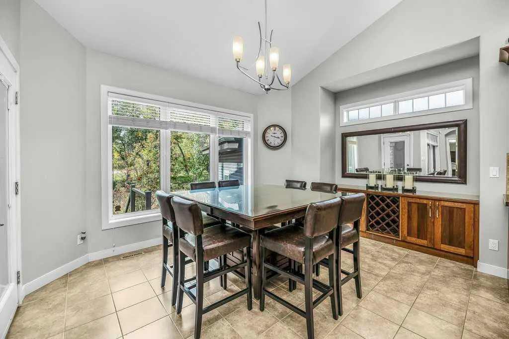 34 Overand Place