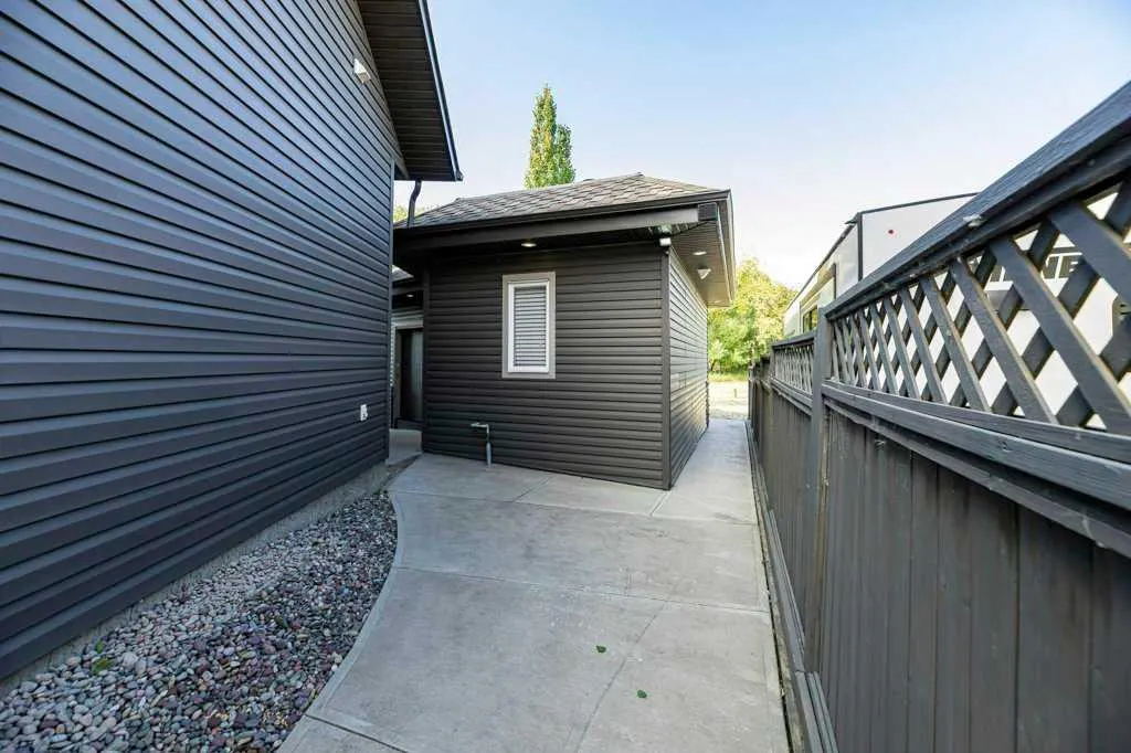34 Overand Place