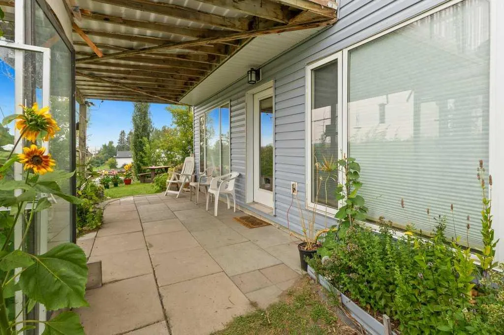 114 Cremona Heights