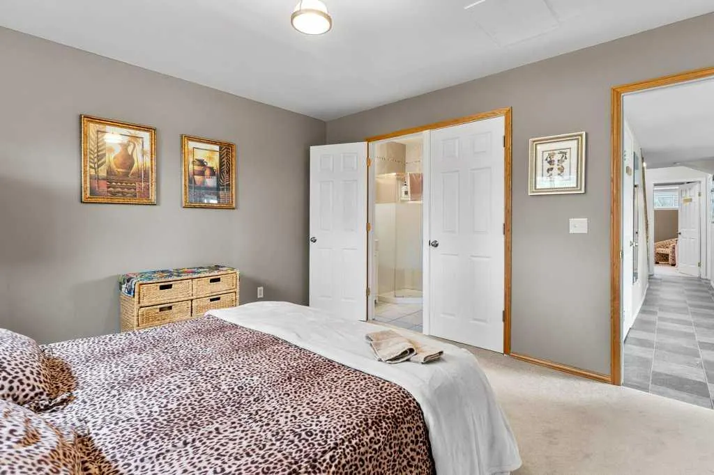 114 Cremona Heights