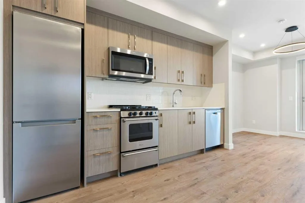 110 18A Street NW, #451