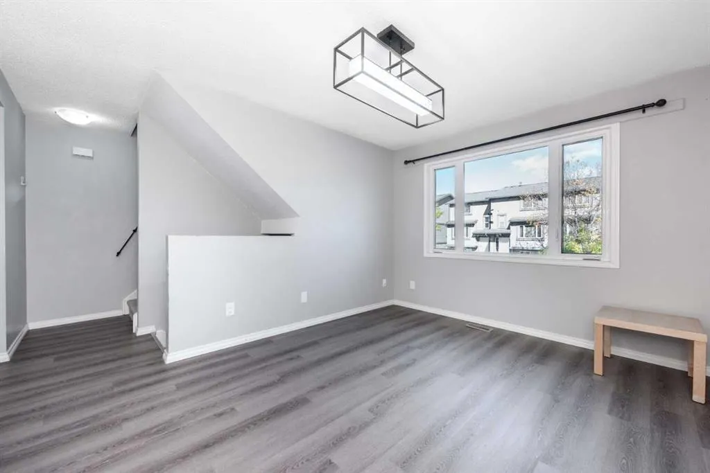 12 Templewood Drive NE, #61