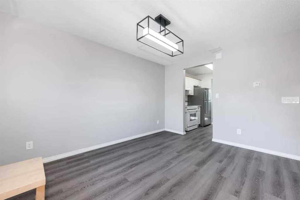 12 Templewood Drive NE, #61