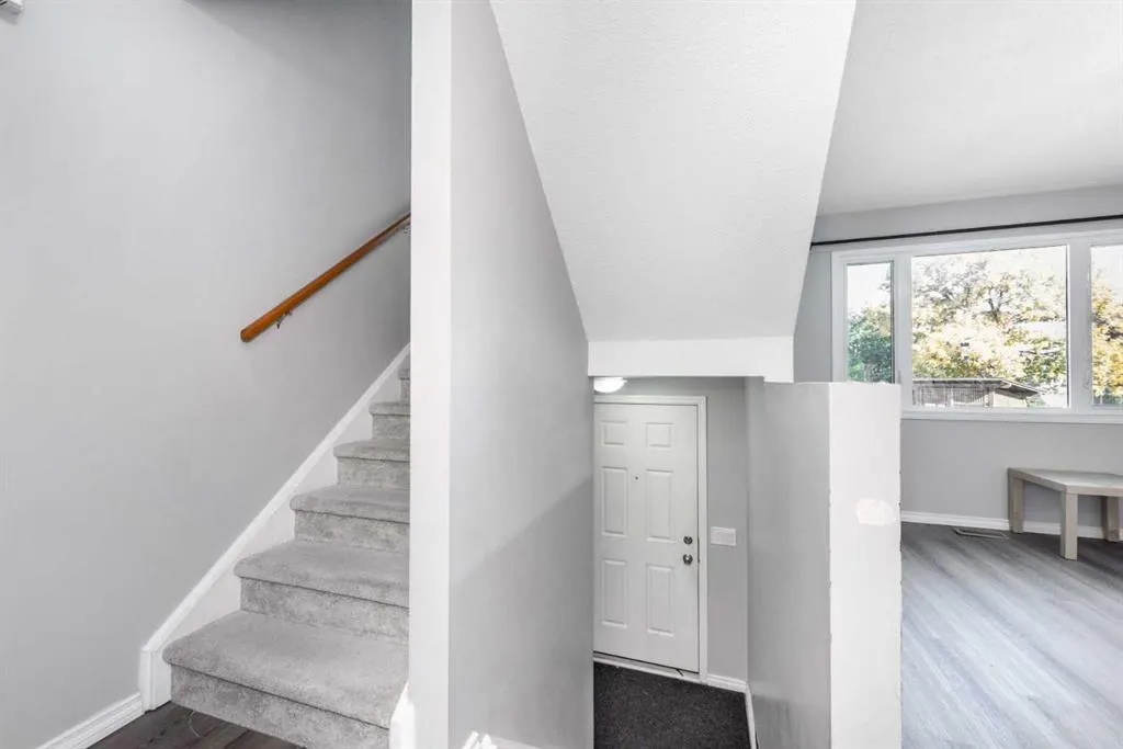 12 Templewood Drive NE, #61