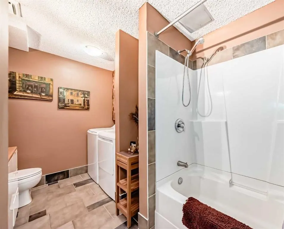 60 Glamis Drive SW, #1210