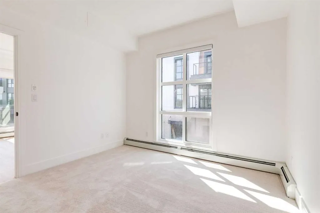 330 Dieppe Drive SW, #303