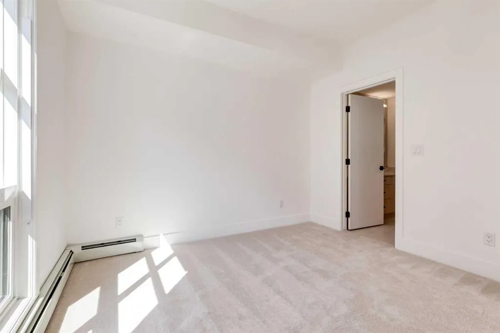 330 Dieppe Drive SW, #303