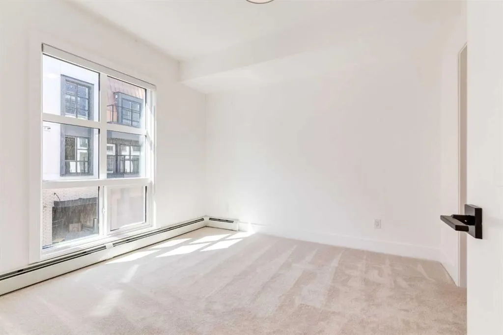 330 Dieppe Drive SW, #303