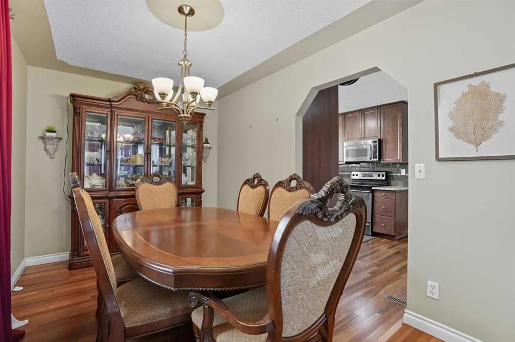 224 Whitestone Crescent NE