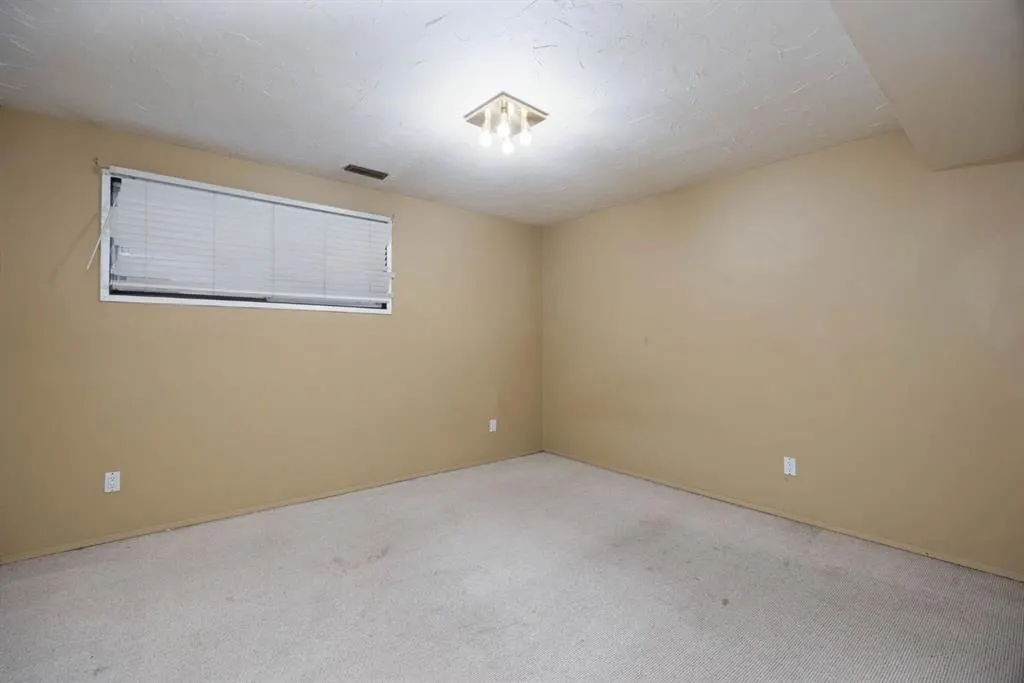 225 Cardinal Drive