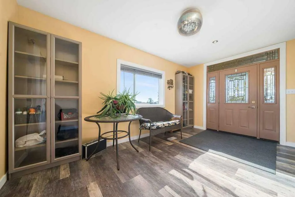 12323 Range Road 74