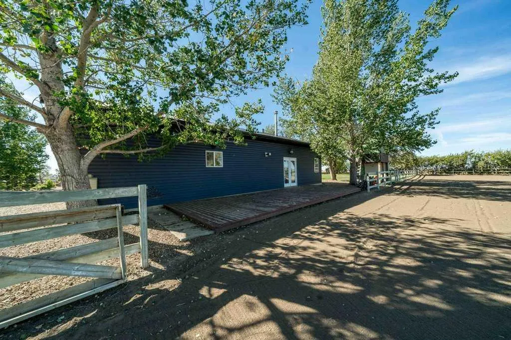 12323 Range Road 74