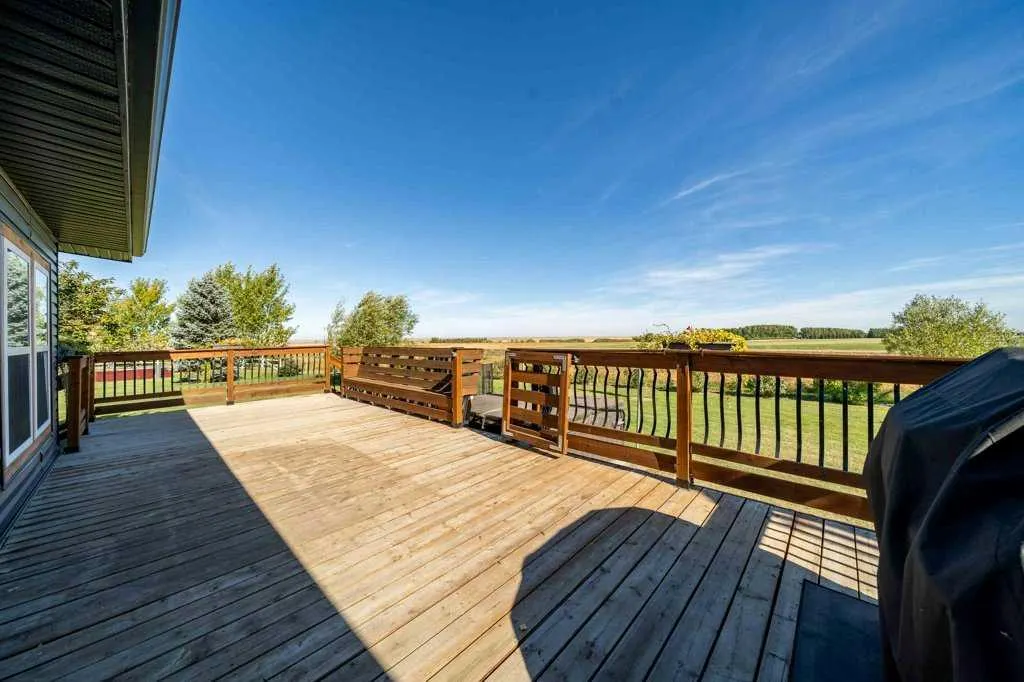 12323 Range Road 74