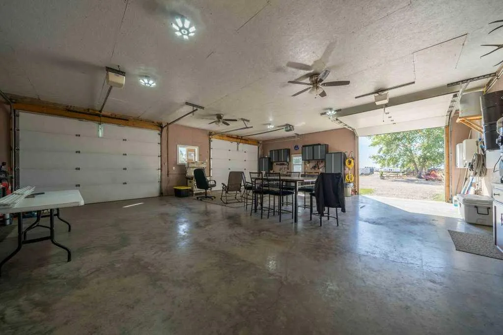 12323 Range Road 74