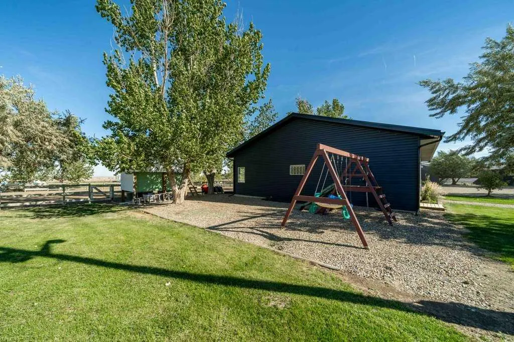 12323 Range Road 74