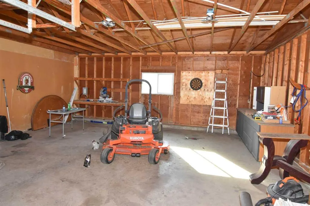 230054 Range Road 255