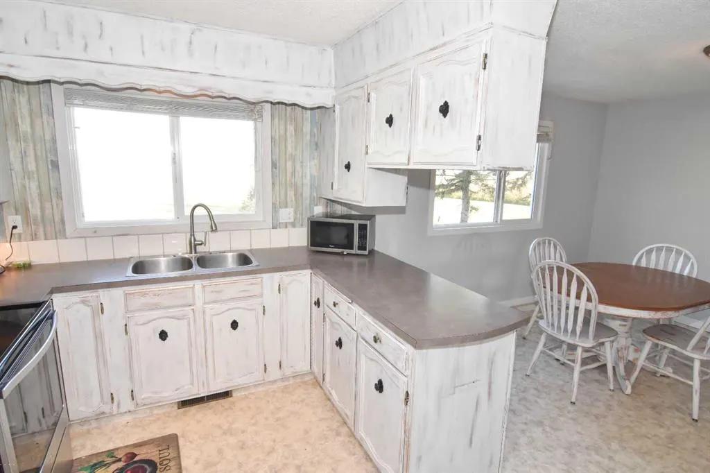 230054 Range Road 255
