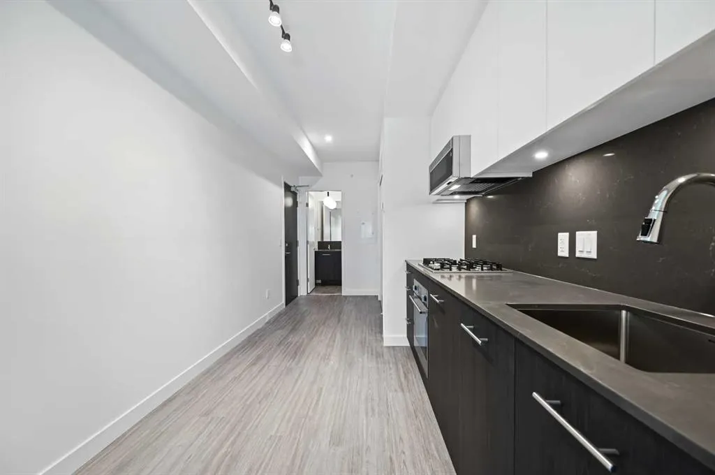 730 2 Avenue SW, #704