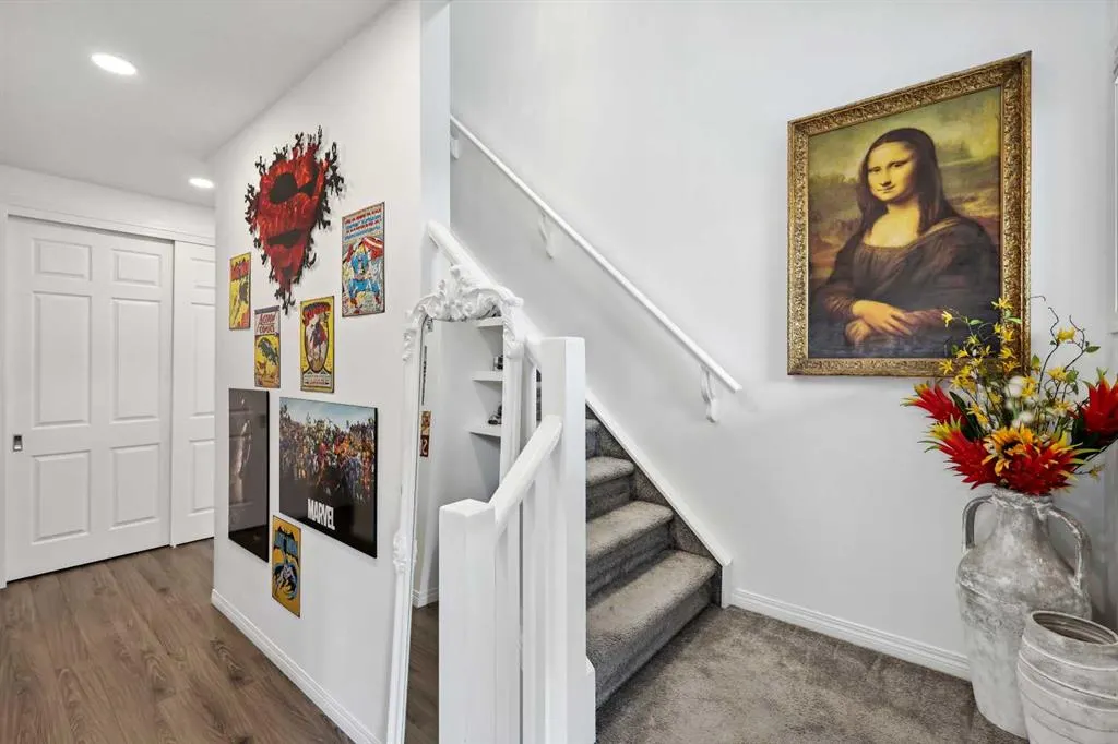 261 Carrington Circle NW