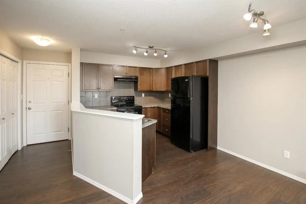 3 Broadway Rise, #308