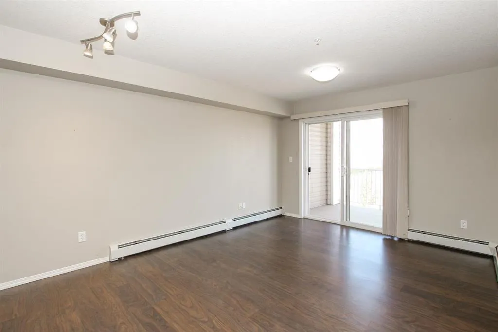 3 Broadway Rise, #308