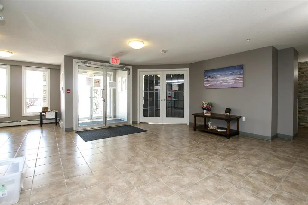 3 Broadway Rise, #308