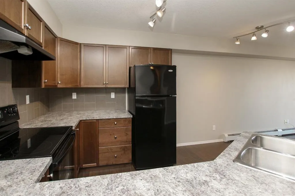 3 Broadway Rise, #308