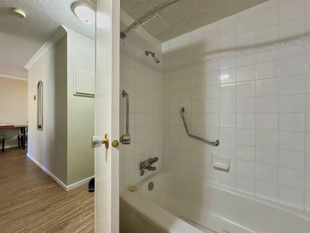 13102 22 Avenue, #202