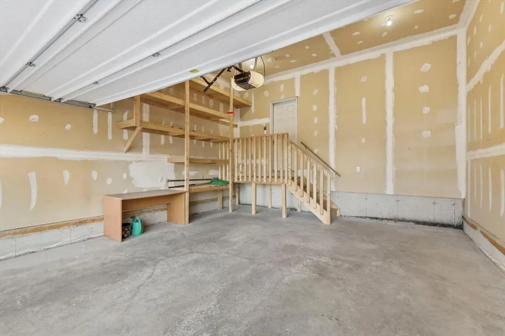 133 Sage Valley Close NW