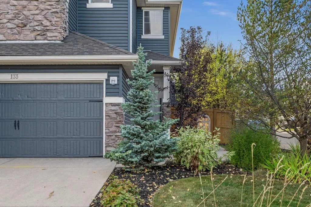 133 Sage Valley Close NW