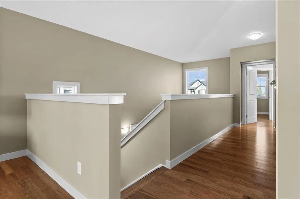 133 Sage Valley Close NW