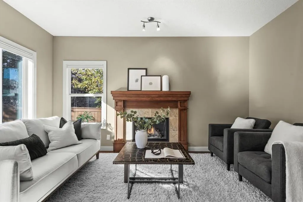 133 Sage Valley Close NW