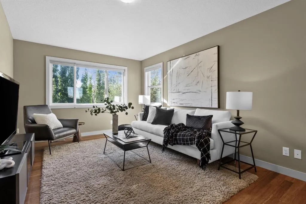 133 Sage Valley Close NW