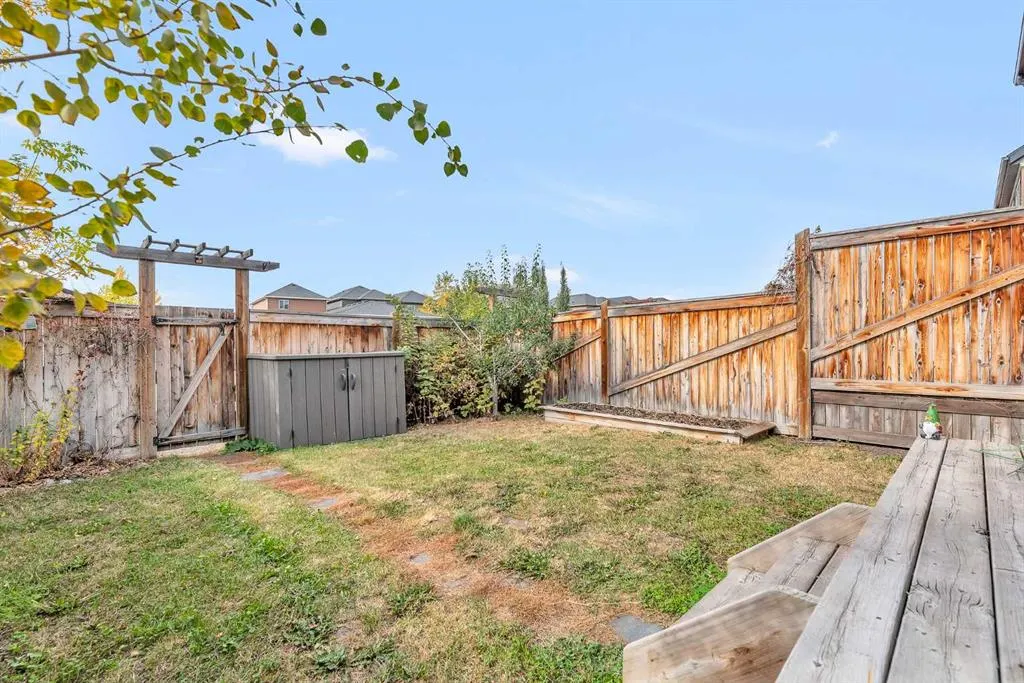381 Legacy Boulevard SE