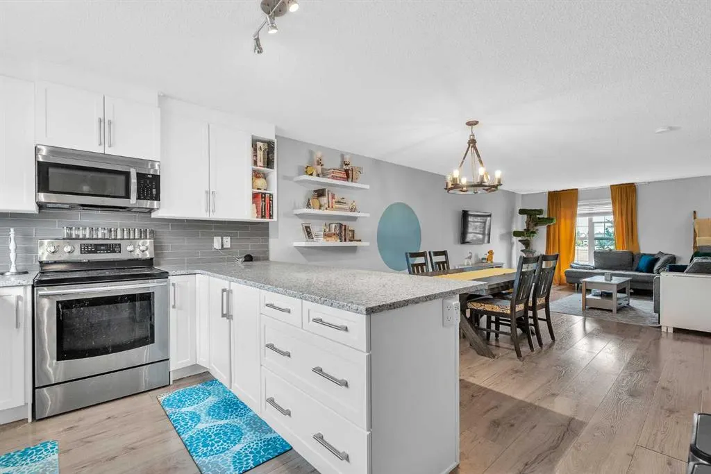 381 Legacy Boulevard SE