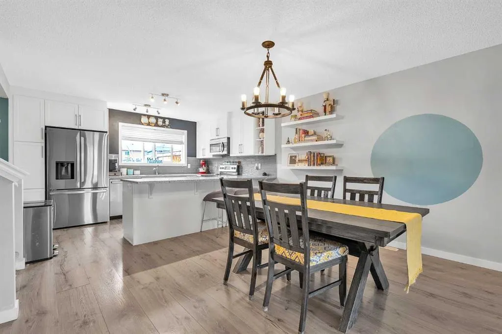 381 Legacy Boulevard SE